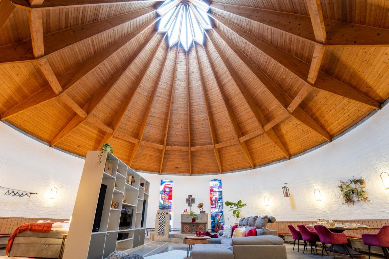 dreamcation - Ehemalige Kirche&Souterrain Wohnung, 3D-Tour, Terrasse, BBQ, Kamin Kelheim Exterior foto