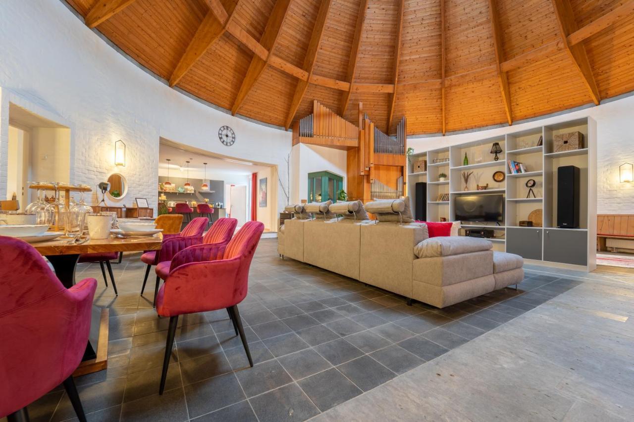 dreamcation - Ehemalige Kirche&Souterrain Wohnung, 3D-Tour, Terrasse, BBQ, Kamin Kelheim Exterior foto