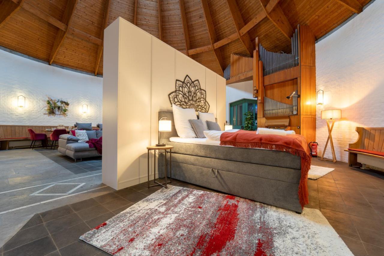 dreamcation - Ehemalige Kirche&Souterrain Wohnung, 3D-Tour, Terrasse, BBQ, Kamin Kelheim Exterior foto